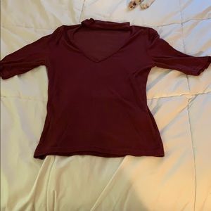 maroon t shirt
